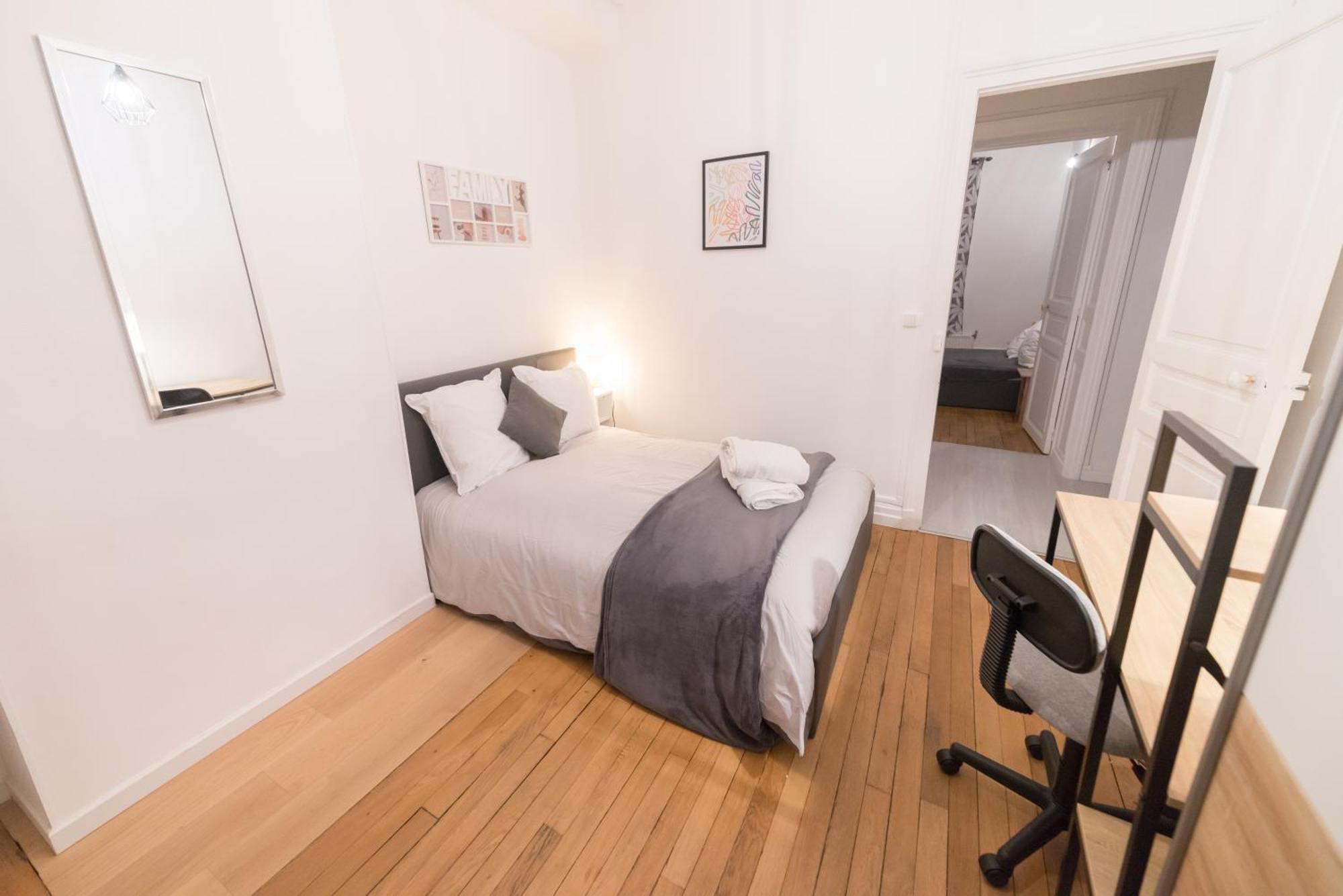Suite Double Fabriques, 2 Bedrooms, Central, Parking Nearby, Self Checkin Nancy Eksteriør billede