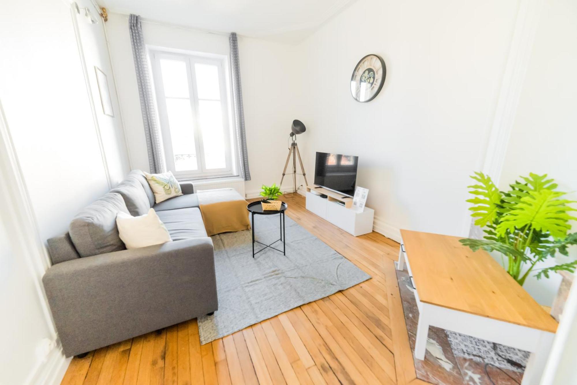 Suite Double Fabriques, 2 Bedrooms, Central, Parking Nearby, Self Checkin Nancy Eksteriør billede